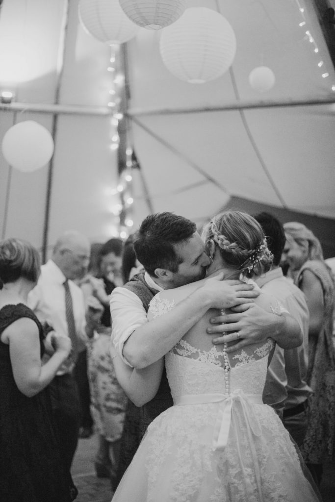 couple dancing
