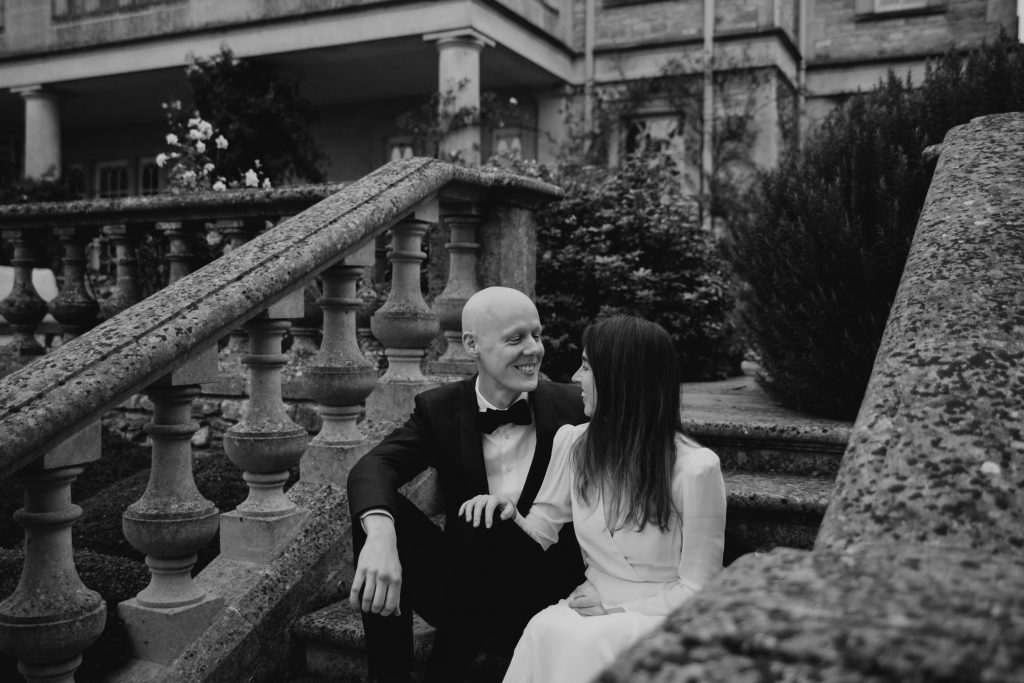 relaxed wedding photographer 