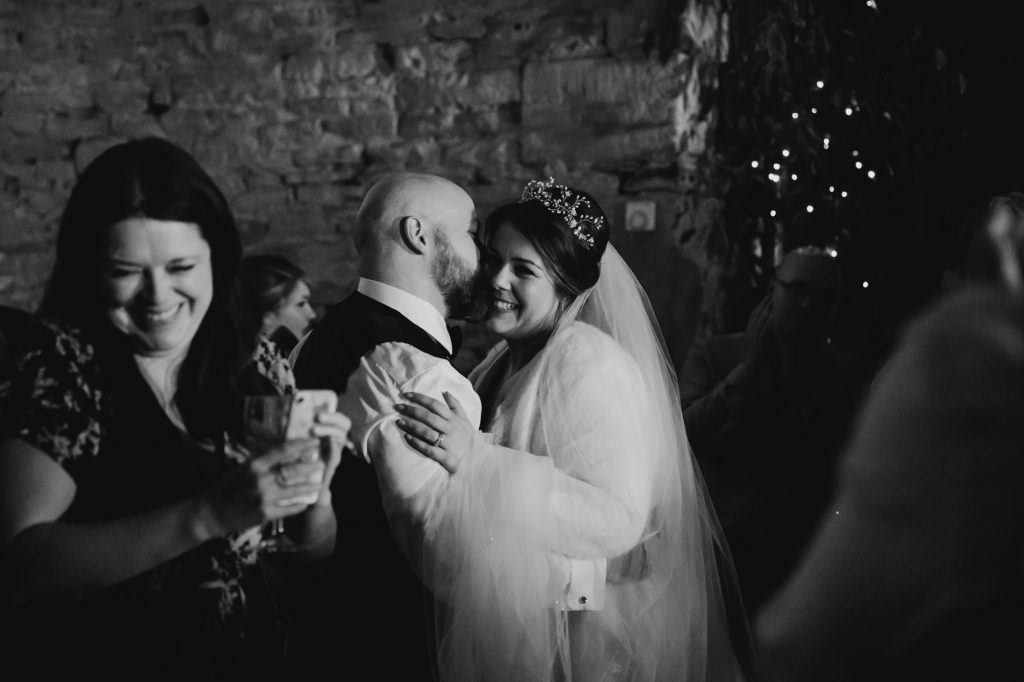 black white photography relaxed wedding photographer 