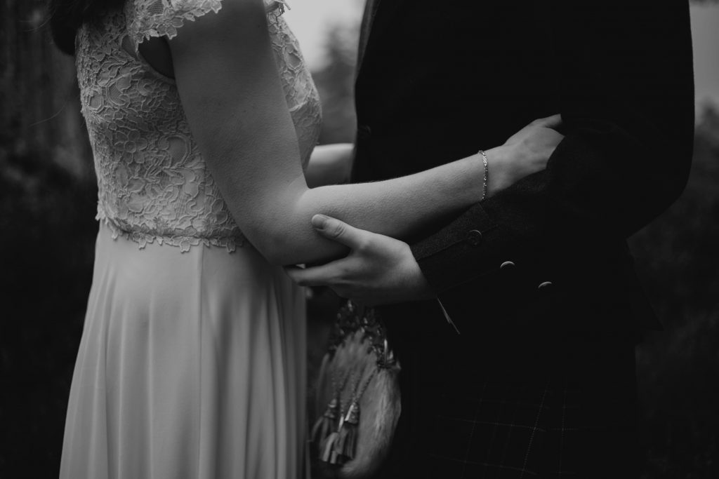 black white photography relaxed wedding photographer 